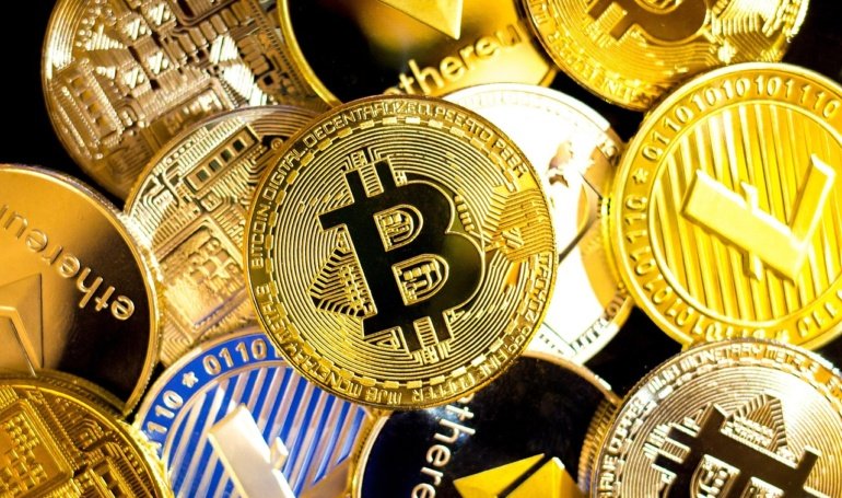 Altcoins Lag As Bitcoin Price Breaks 1,000: Why This Bull Market Is Different From 2021