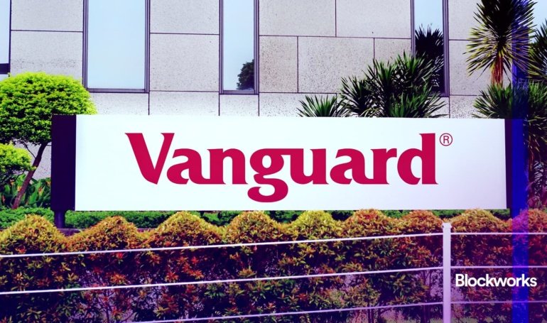 As more TradFi giants flock to crypto, Vanguard stands apart