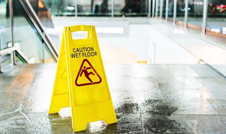 BTC Price Slips as Tariff Ruling Reversal Rattles Markets