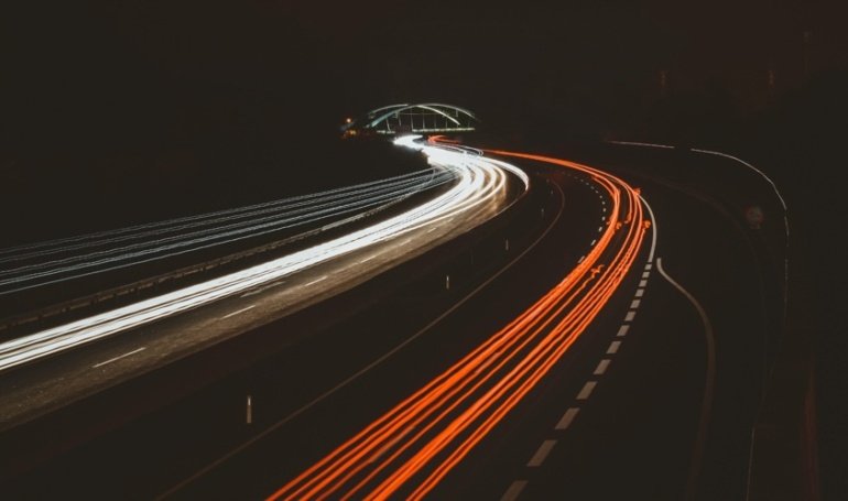 Bloomberg System Failure Halts Live Data for 90 Minutes, Disrupts Trading and UK, EU Bond Sales