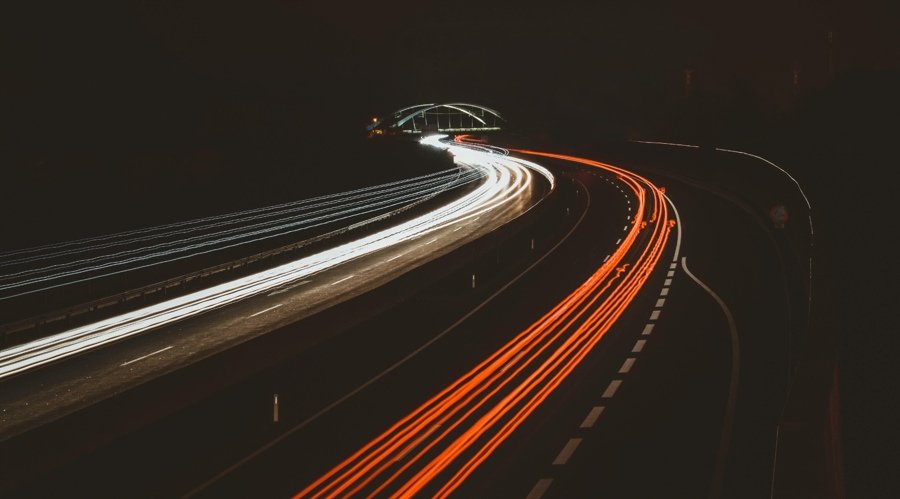 Bloomberg System Failure Halts Live Data for 90 Minutes, Disrupts Trading and UK, EU Bond Sales