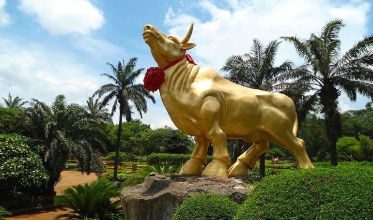 ‘Buy in May and Go Away’ as Crypto Bucks Summer Lull, Analysts Say