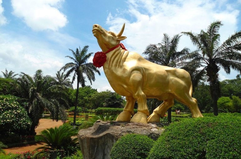 ‘Buy in May and Go Away’ as Crypto Bucks Summer Lull, Analysts Say