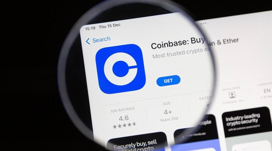 Coinbase Faces DoJ Investigations After Customer Data Leak