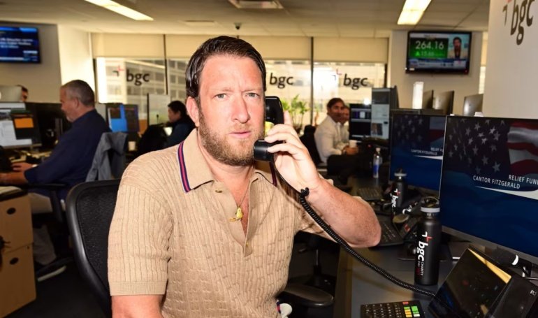 Dave Portnoy Says XRP May Be ‘The Next Bitcoin’ Amid 14% Jump