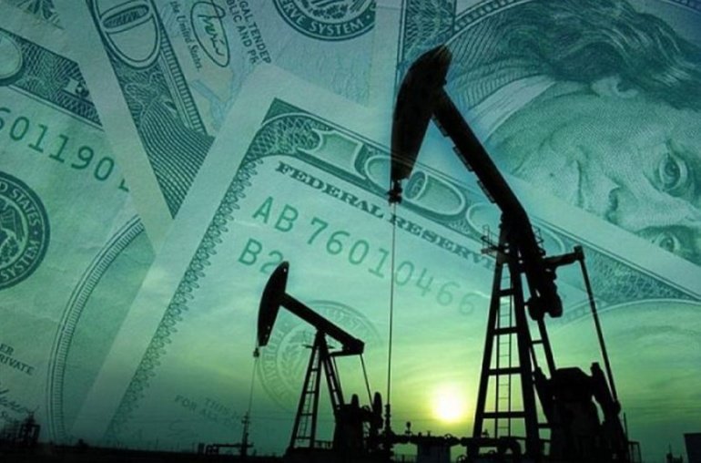 Demand For US Dollar Grows in Oil Payments, Local Currency Dips