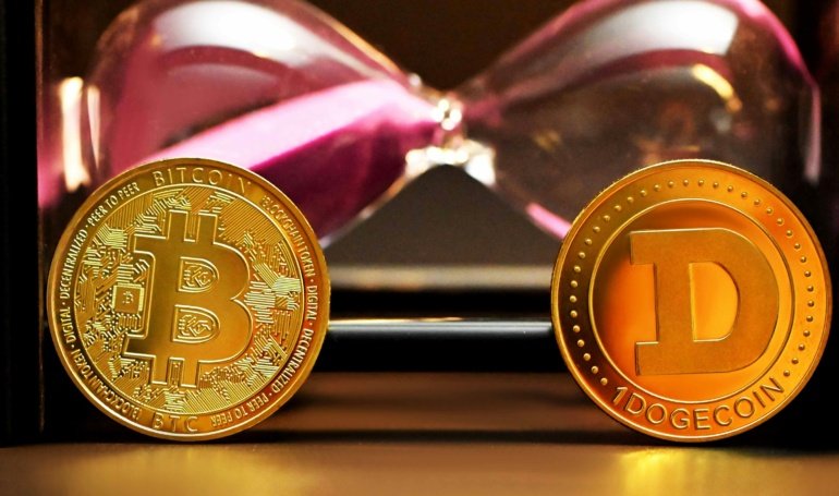 Dogecoin Weekly Chart Shows Bitcoin-Like Movements That Could Trigger 4,000% Rally