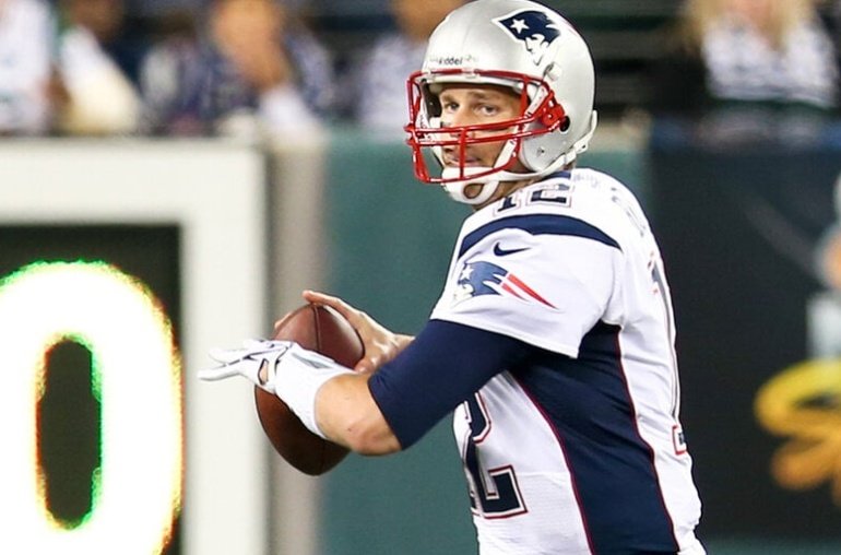 Ex-NFL Star Tom Brady Returns to Crypto With Investment in AI Startup