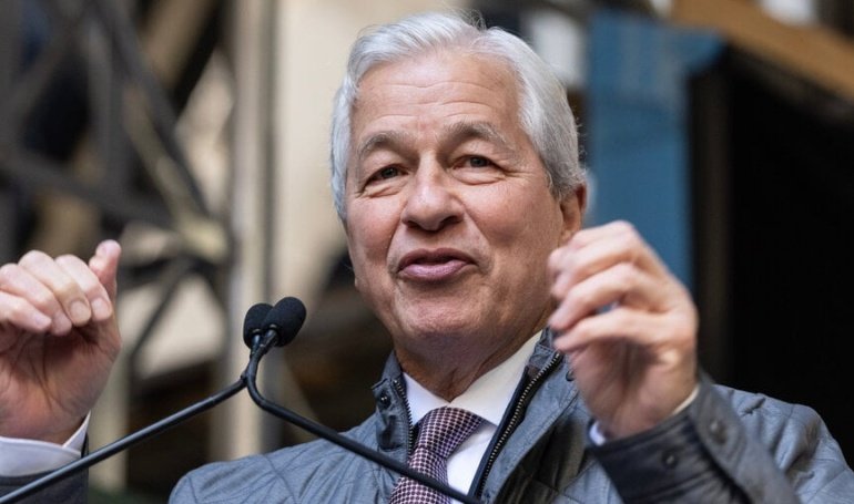 JP Morgan Boss Jamie Dimon Says Bank Will Allow Clients to Buy Bitcoin