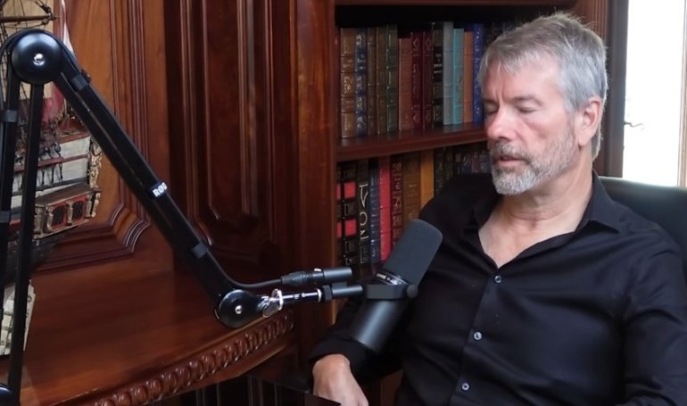 Strategy Snaps Up 7 Million in Bitcoin as Experts Predict BTC Price to Hit 0,000 by September