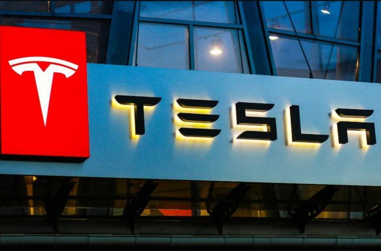 Tesla (TSLA) Gains For Third Straight Week: 0 Incoming?