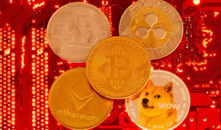Top 5 Altcoins Ready To Soar, Analyst Says