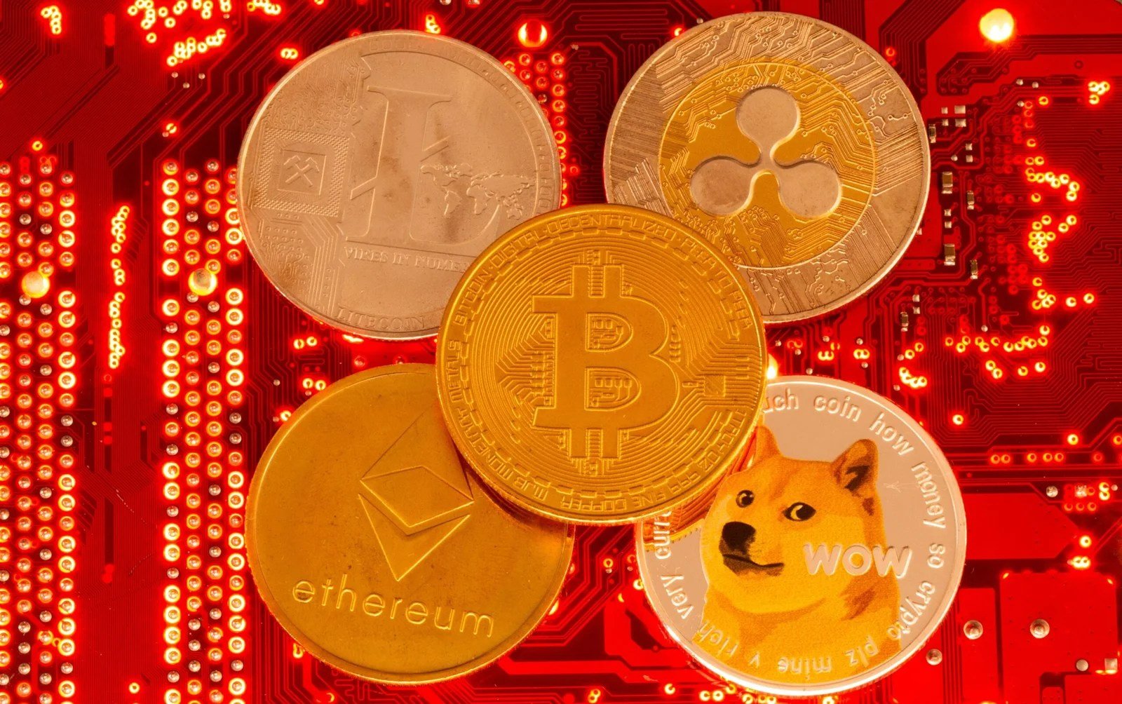 Top 5 Altcoins Ready To Soar, Analyst Says