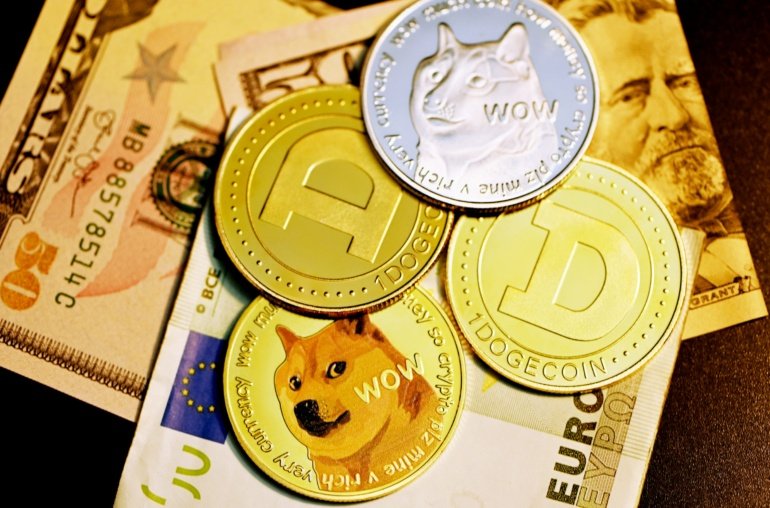 Watch Dogecoin If You’re Into Big Moves, Analyst Says