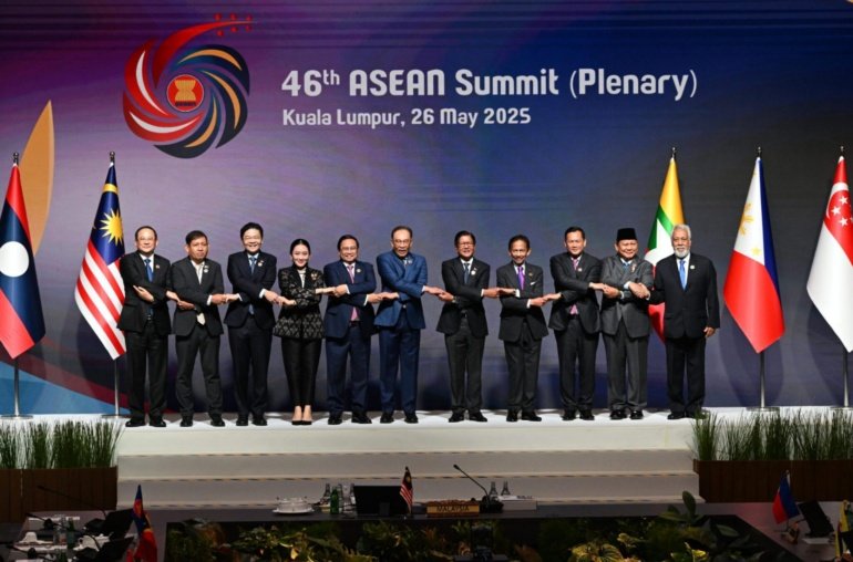 ASEAN Releases 5-Year Plan To Stop Using the US Dollar From 2026-2030