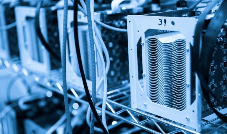 BTC Mining Costs Soar as Hashrate Hits Records: TheMinerMag