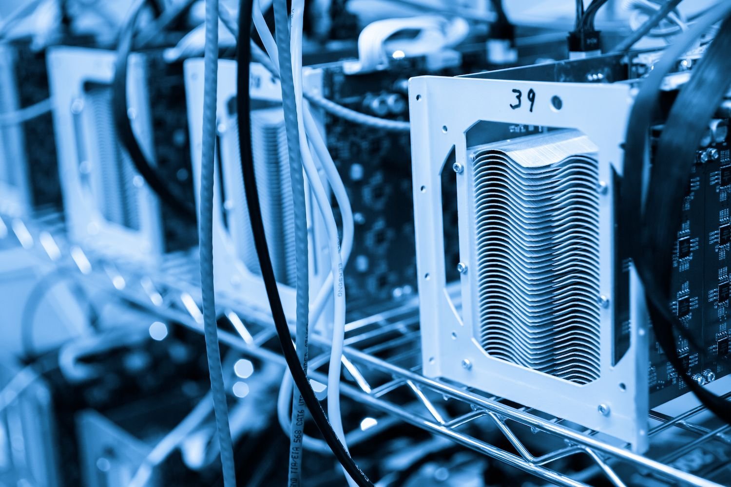BTC Mining Costs Soar as Hashrate Hits Records: TheMinerMag