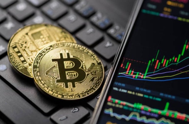Bitcoin At A Crossroads: ,000 Cost Basis Holds Key To Next Breakout