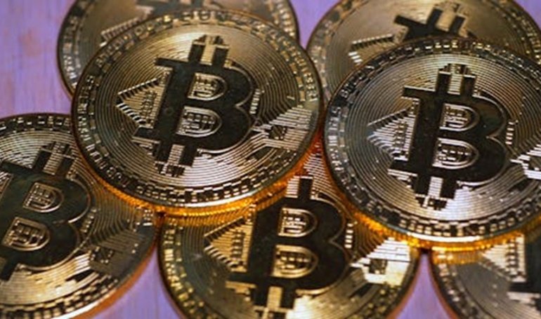 Bitcoin Closes Daily Price Below 50MA