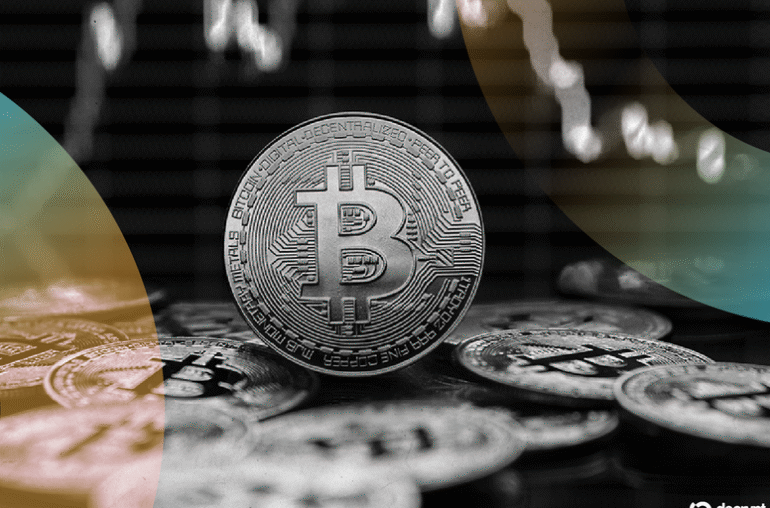 Bitcoin Dips But XRP and Dogecoin Fall Further Amid Tariff, Economic Uncertainty