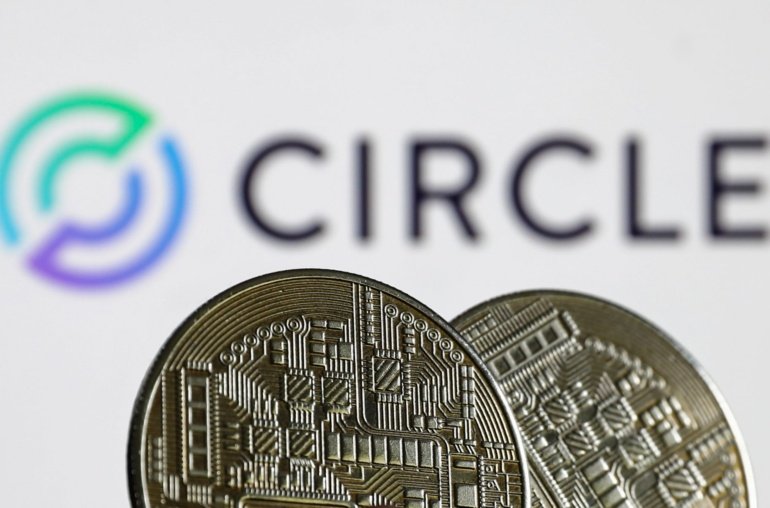 Circle (CRCL) Climbs 750% in a Month: a Real Deal Investment?