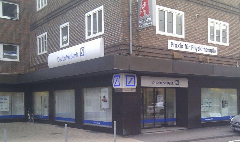 Deutsche Bank Considers Stablecoin or Joining Industry-Led Initiative, Exec Says