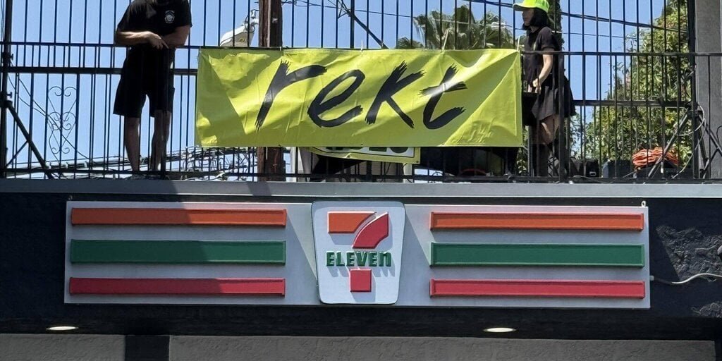 From Free NFT Mint to Drinks at 7-Eleven: Rekt Is Reaching the Masses
