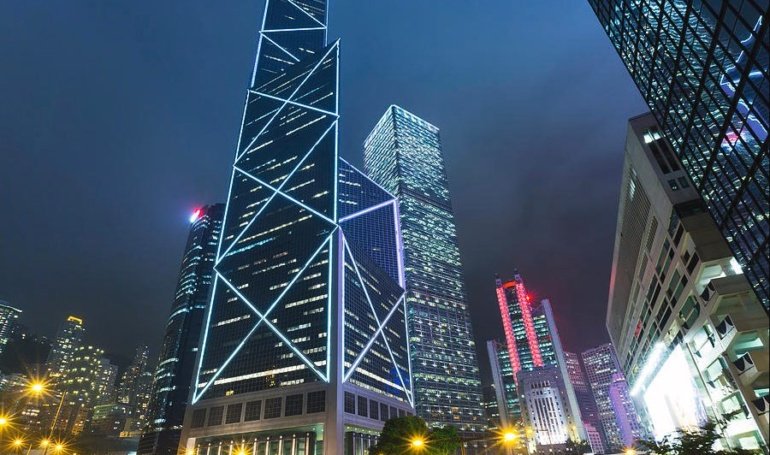 Hong Kong Stablecoin Law Advances Amid De-Dollarization