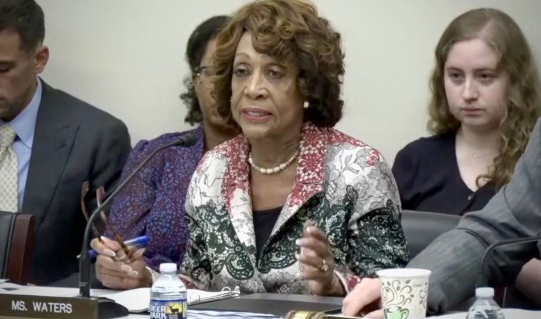 House Dems Get Bonus Hearing on Crypto Market Structure, Assail Trump Conflicts