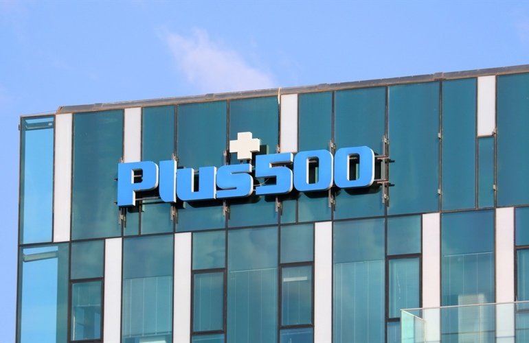 Plus500 Gains Canadian Licence: Plans to Offer OTC Products Locally
