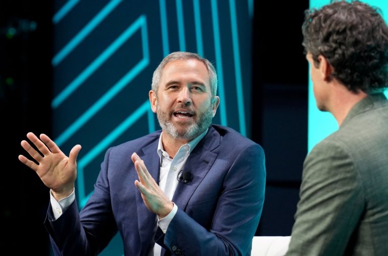 Ripple’s Brad Garlinghouse Says CRCL IPO Signals U.S. Stablecoin Regulation Ahead