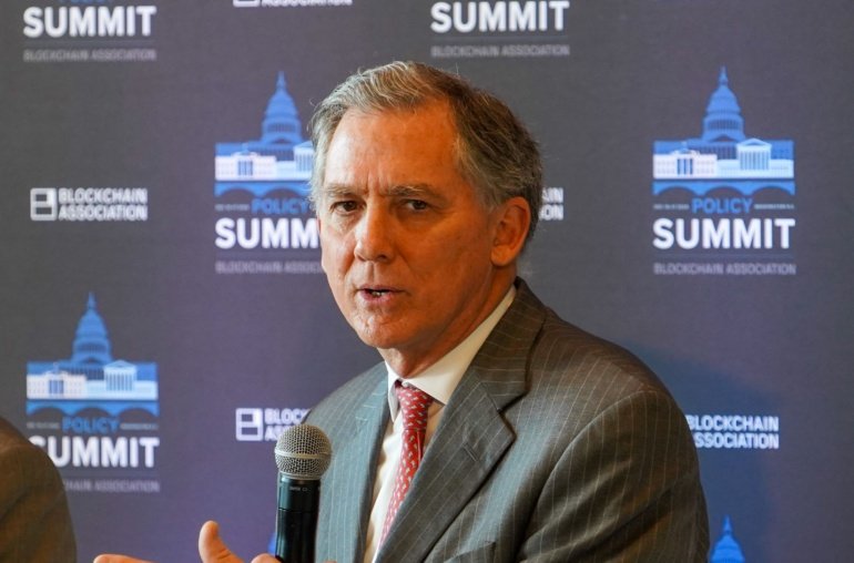 Stablecoin Bills in House and Senate Still Need to Mesh on Several Points: French Hill