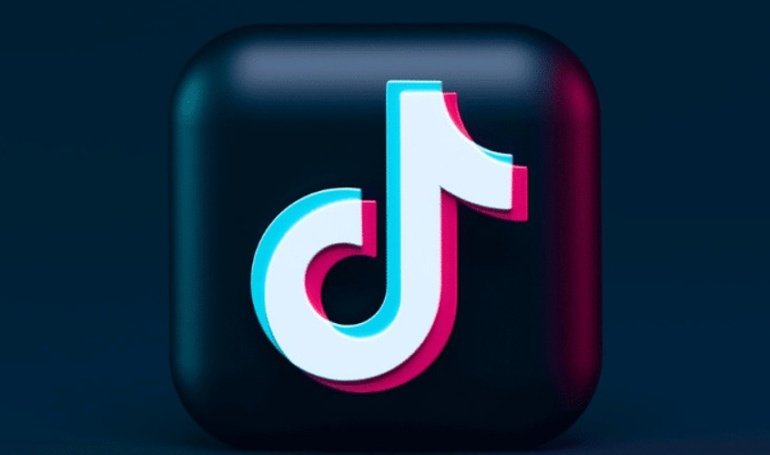 Trump’s TikTok Ban Delay Triggers 0M Crypto Allegation and Political Clash