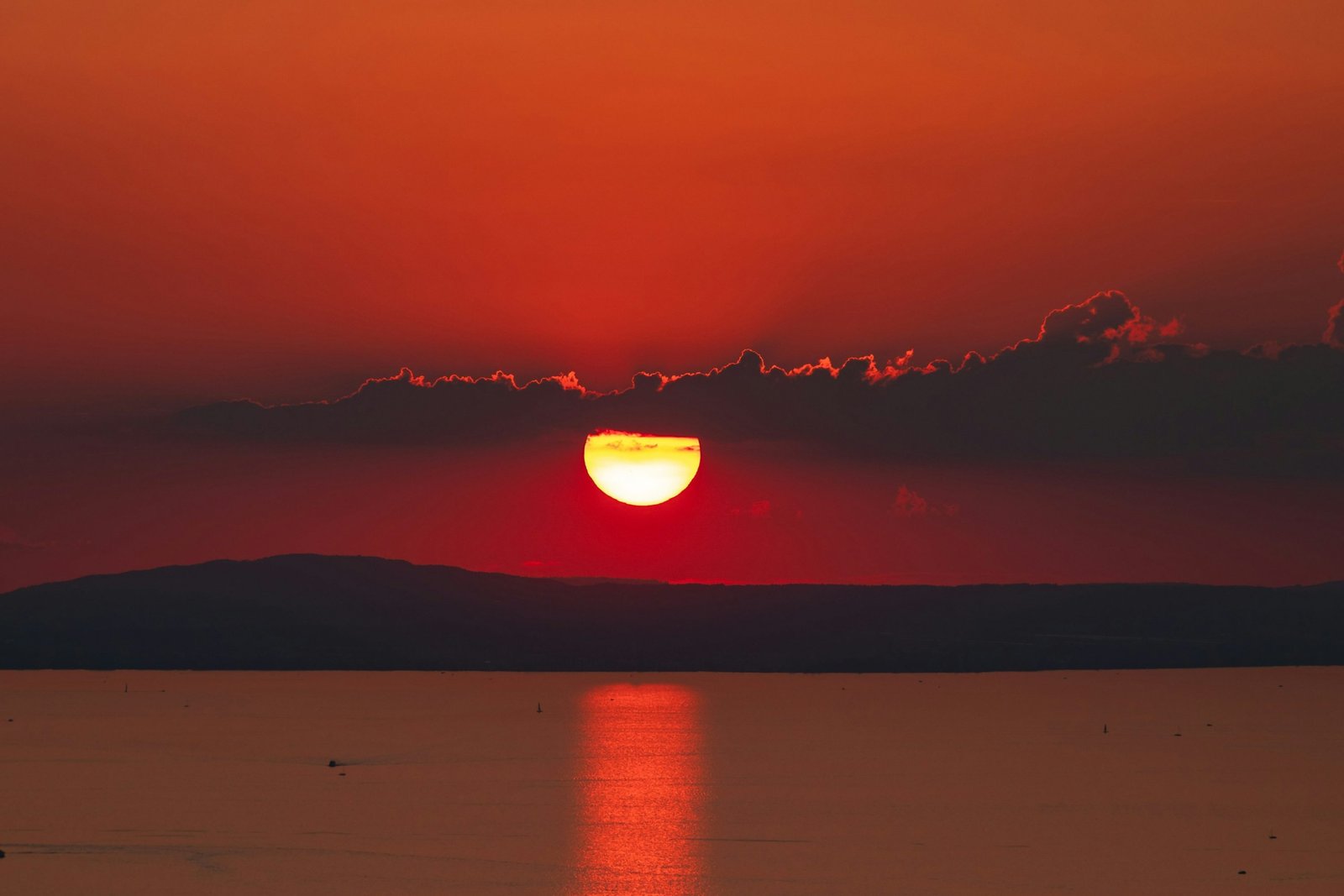 XRP Price Risks Plummeting Below  As Sellers Take Control