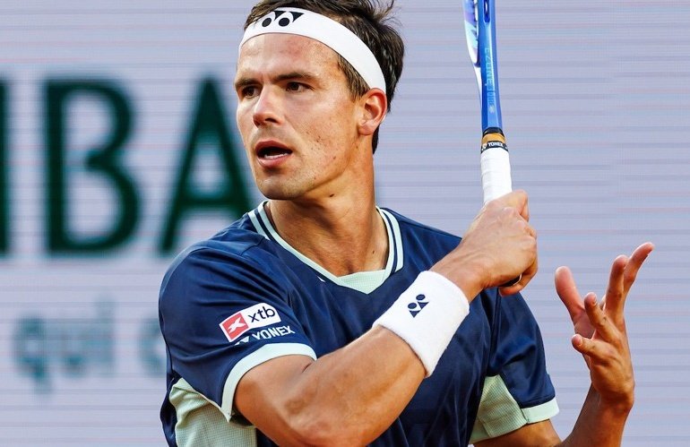 XTB Makes Tennis Debut at Roland Garros with 10-Player Sponsorship Strategy