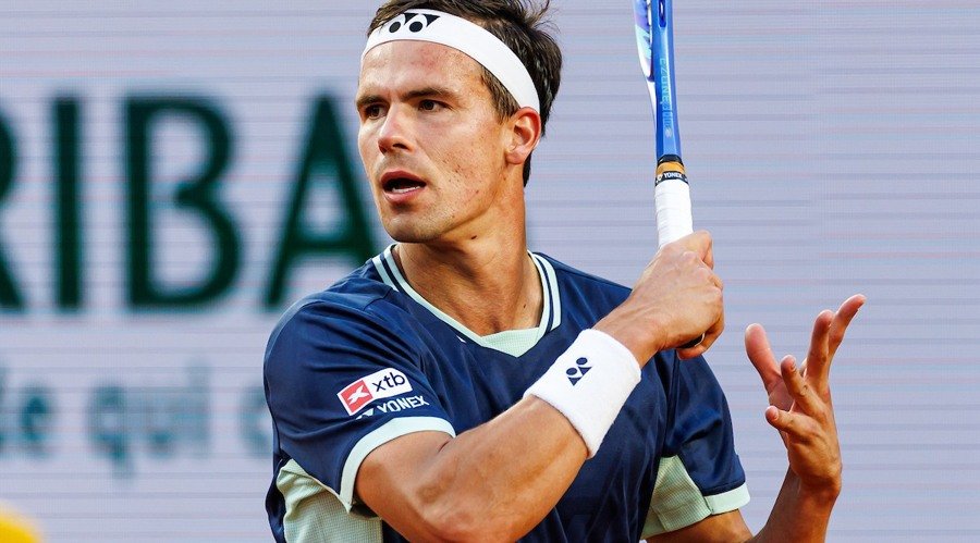 XTB Makes Tennis Debut at Roland Garros with 10-Player Sponsorship Strategy