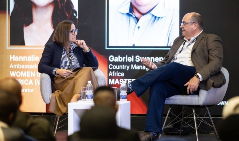 25 Panel Urges Cheaper Cross-Border Solutions for Africa’s B Remittances