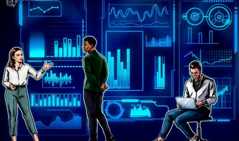 Altcoins Surge While Bitcoin Dominance Holds: Analyst