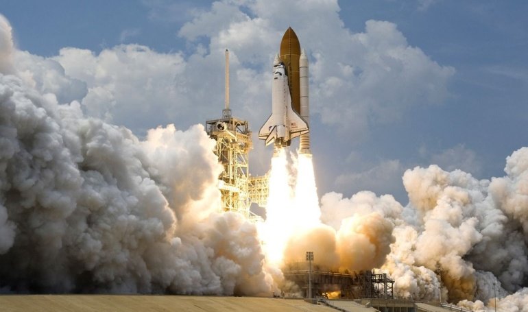 BTC’s Record High Sends Defi Tokens Soaring, While OG Coins Like LTC, BCH and XMR Lag