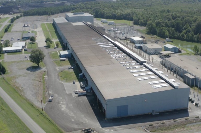 CORZ, HUT, IREN Among BTC Miners Shedding Recent Gains After CRWV Deal