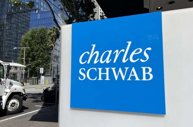 Charles Schwab to Launch Bitcoin and Ethereum Trading Services
