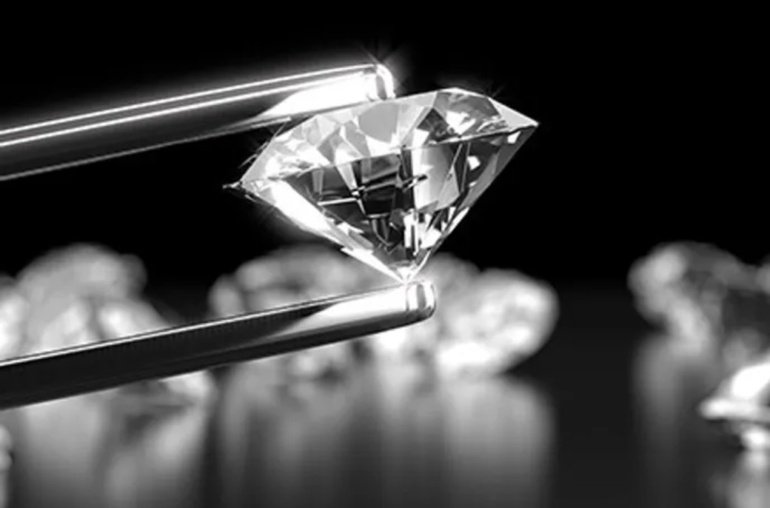 Diamond Prices Begin To Decline in the Commodity Markets