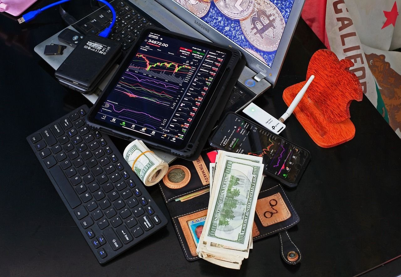 Dollar Index (DXY) Suffers Worst Crash Since 1991; Bitcoin’s (BTC) ‘Stochastic’ Points to Renewed Drop Below 0K