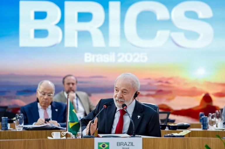 Lula Defies Trump as US Targets 50+ Nations in BRICS Tariff Threat