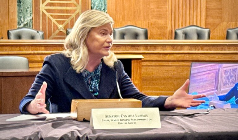 Senator Lummis Seeks to Waive US Taxes on Small-Scale Crypto Activity in Budget Bill