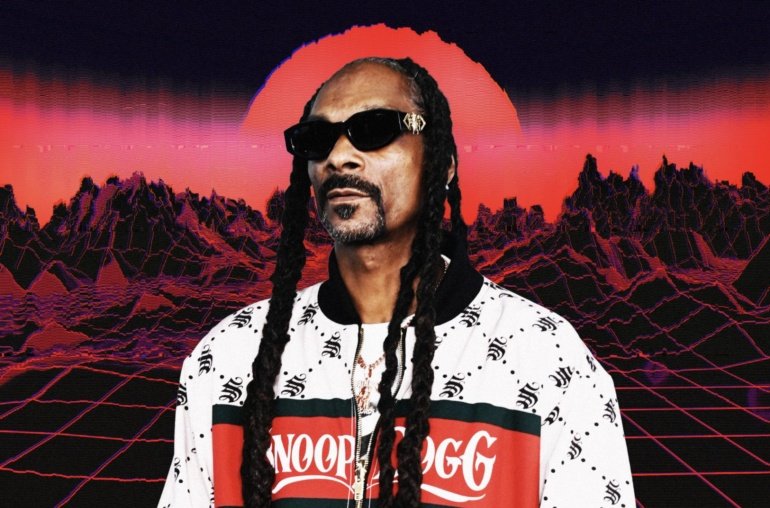Snoop Dogg Sells  Million Worth of NFTs In 30 Minutes