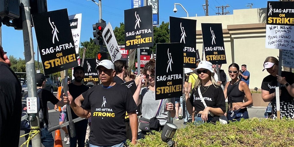 Video Game Performers Secure AI Consent Rules in New SAG-AFTRA Deal