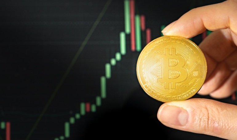 Why Is Crypto Going Up Today? Bitcoin Hits ATH, XRP at 2-Month High, Ethereum and Dogecoin Follow