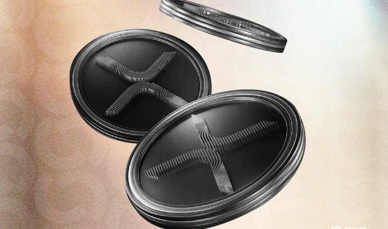 XRP, Dogecoin Lead Altcoin Gains as Bitcoin Remains Flat