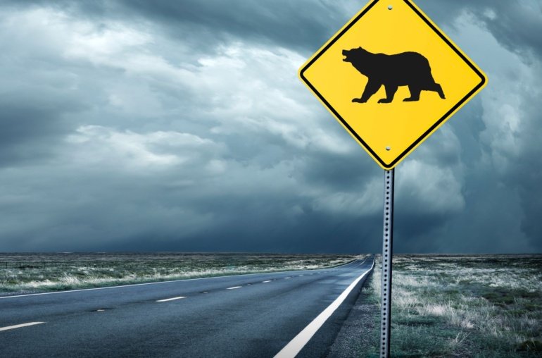 2 Indicators Hint Bearish Regime Shift as Powell’s Jackson Speech Nears